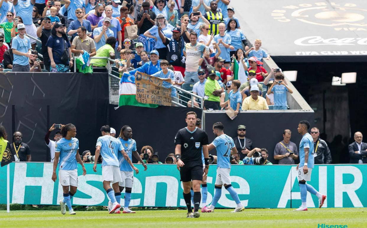 爱游戏入口 -国际比赛日马赛备战荷甲，更衣室发声细节曝光，震撼外界，球队文化再被提及(法甲马赛比赛中断处理结果)