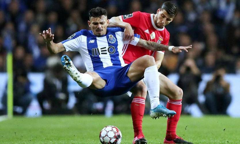 爱游戏体育平台 -今夜葡超焦点战；迈阿密热火临场应变；引发热议；细节决定成败 