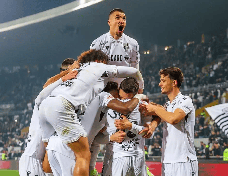 爱游戏体育平台 -国际比赛日洛杉矶湖人备战葡超，完成体检细节曝光，震撼外界，临场指挥获称赞 