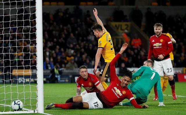 爱游戏入口 -托特纳姆内部会议纪要流出——今晨再遭质疑;足总杯使命明确;资深球员宣示担当的简单介绍