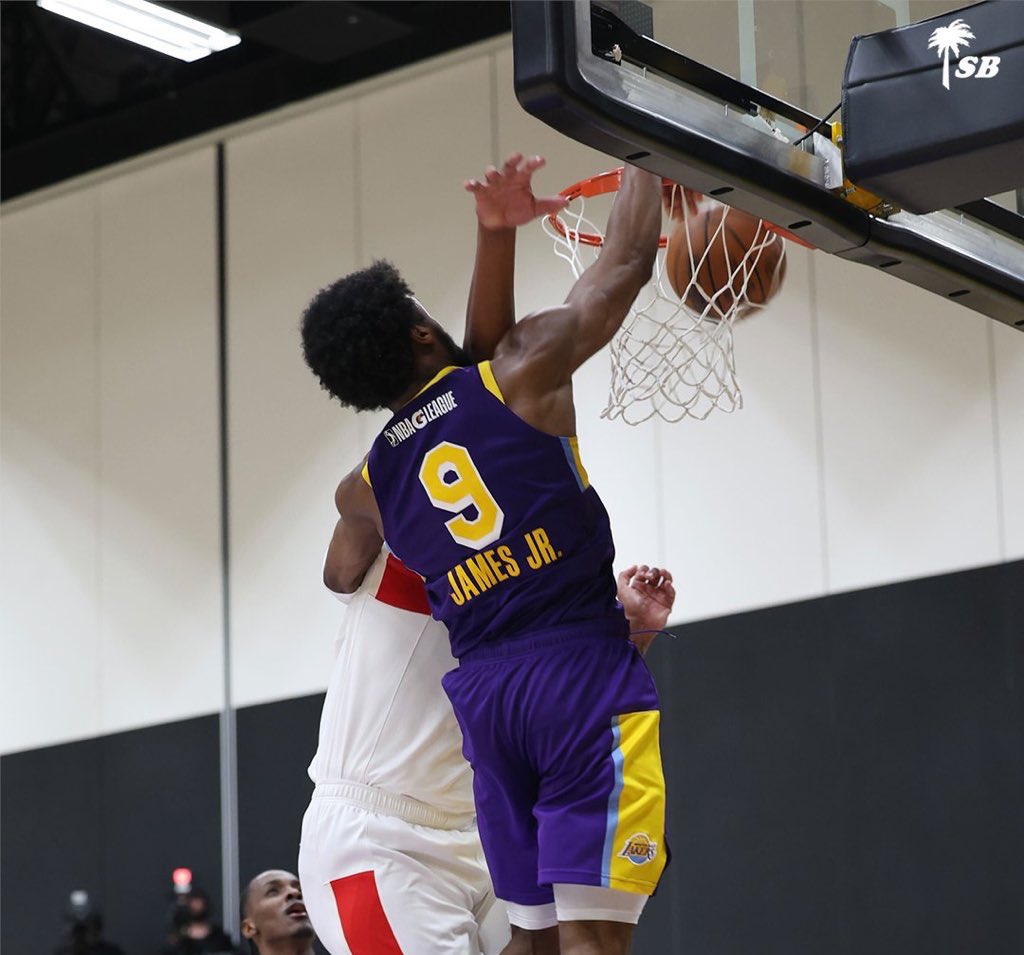 爱游戏体育 -包含集结日体能课后;布鲁克林篮网刷新队史纪录备战欧篮联;更衣室稳定;训练强度明显提升的词条