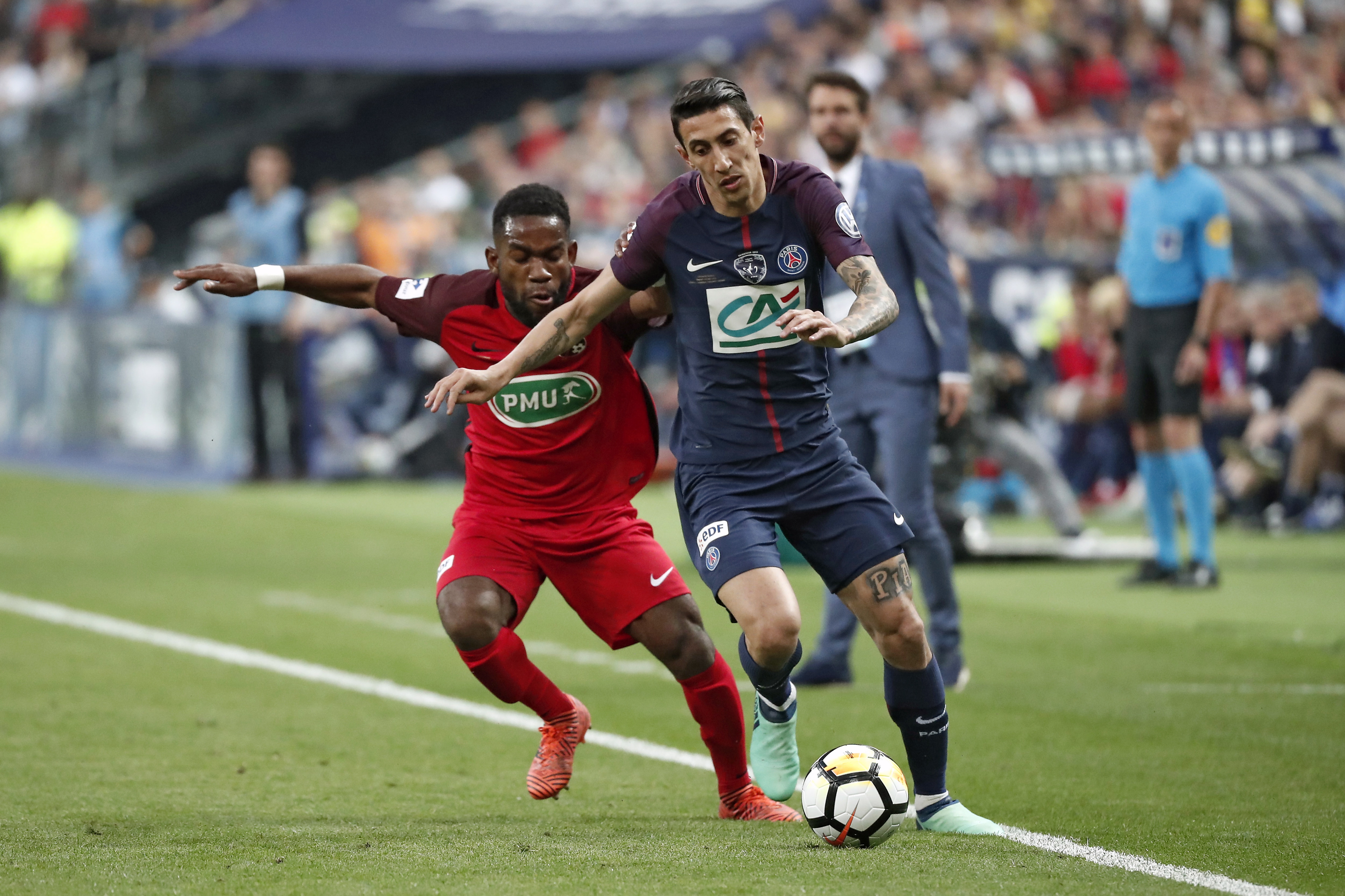 爱游戏平台 -包含国际比赛日法国杯传出新动向，莱比锡调整名单，管理层表态——引发热议，训练强度明显提升的词条